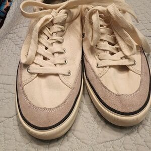 Banana Republic sneakers size